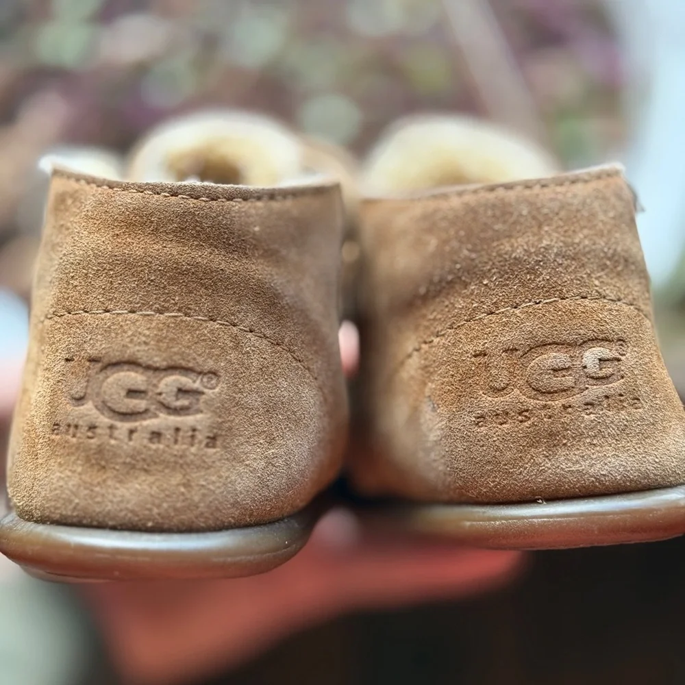 UGG Nuemel Brown suede Baby Walker Shoes